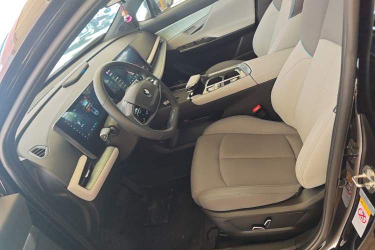 Used CHANGAN UNI-T 2023 Second-Generation 1.5T Prestige Model Left Front Seat