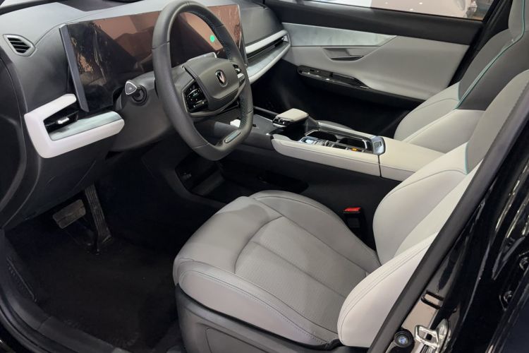 Used CHANGAN UNI-T 2023 Second-Generation 1.5T Prestige Model Left Front Seat