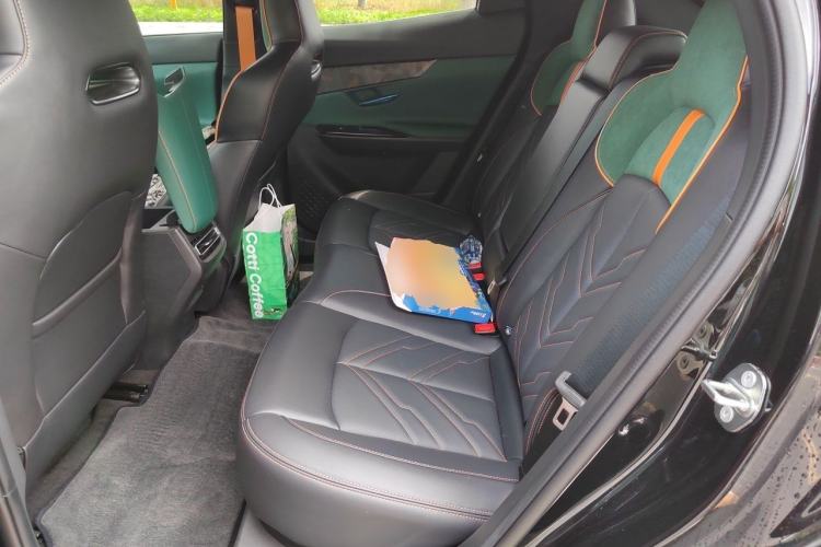 Used CHANGAN UNI-T 2023 2nd Generation 1.5T Sport Edition Flagship Version Left Rear Seat