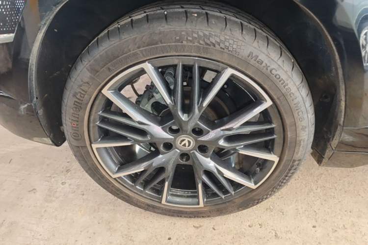 Used CHANGAN UNI-T 2023 Second-Generation 1.5T Prestige Model Right Rear Wheel Hub