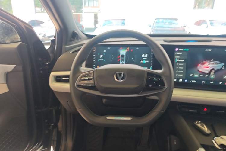Used CHANGAN UNI-T 2023 Second-Generation 1.5T Prestige Model Steering Wheel