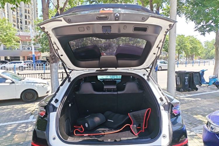 Used CHANGAN UNI-T 2023 2nd Generation 1.5T Sport Edition Prestige Version Trunk