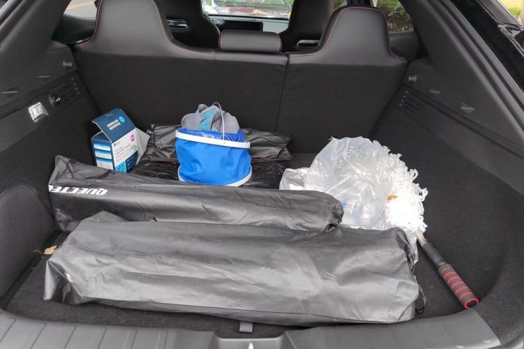 Used CHANGAN UNI-T 2023 2nd Generation 1.5T Sport Edition Flagship Version Trunk