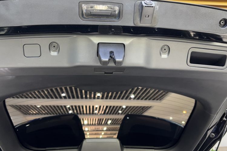 Used CHANGAN UNI-T 2023 Second-Generation 1.5T Prestige Model Trunk