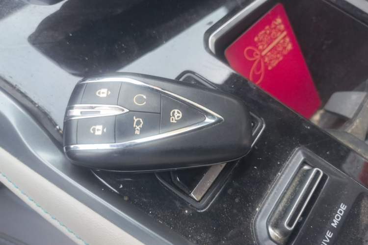 Used CHANGAN UNI-T 2023 2nd Generation 1.5T Flagship Version Vehicle Key