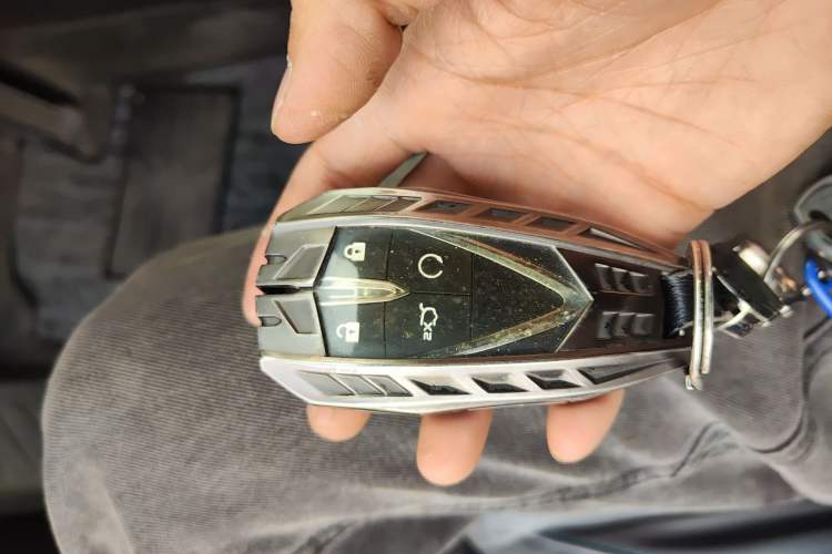 Used CHANGAN UNI-T 2023 Second-Generation 1.5T Prestige Model Vehicle Key
