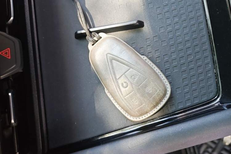 Used CHANGAN UNI-T 2023 2nd Generation 1.5T Sport Edition Prestige Version Vehicle Key