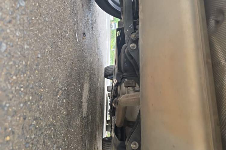 Used CHANGAN UNI-T 2023 Second-Generation 1.5T Prestige Model Chassis Rear