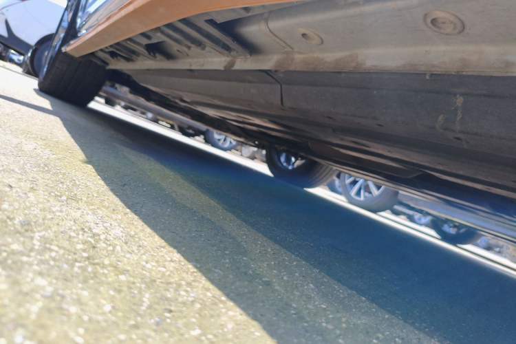 Used CHANGAN UNI-T 2023 2nd Generation 1.5T Sport Edition Flagship Version Left Side Sill