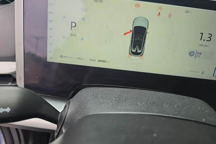 Used CHANGAN UNI-T 2023 Second-Generation 1.5T Prestige Model Odometer Close Up