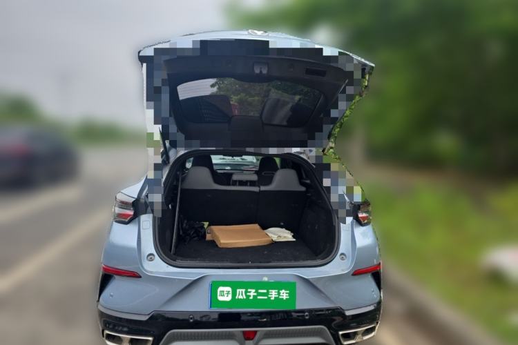 Used CHANGAN UNI-T 2023 Second-Generation 1.5T Prestige Model Trunk