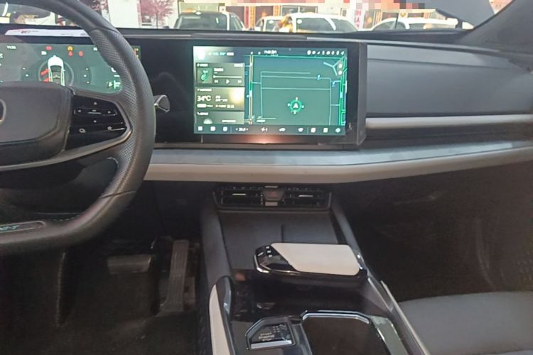 Used CHANGAN UNI-T 2023 Second-Generation 1.5T Prestige Model Audio And AC Panel