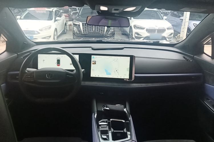 Used CHANGAN UNI-T 2023 2nd Generation 1.5T Sport Edition Flagship Version Center Console