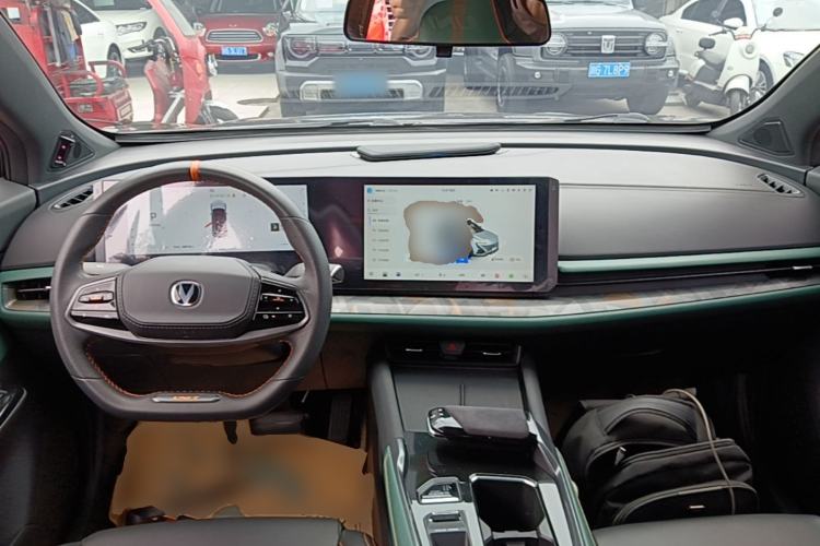 Used CHANGAN UNI-T 2023 2nd Generation 1.5T Sport Edition Prestige Version Center Console