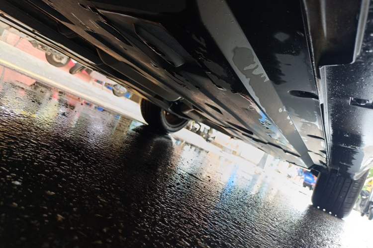 Used CHANGAN UNI-T 2023 Second-Generation 1.5T Prestige Model Chassis Front Left