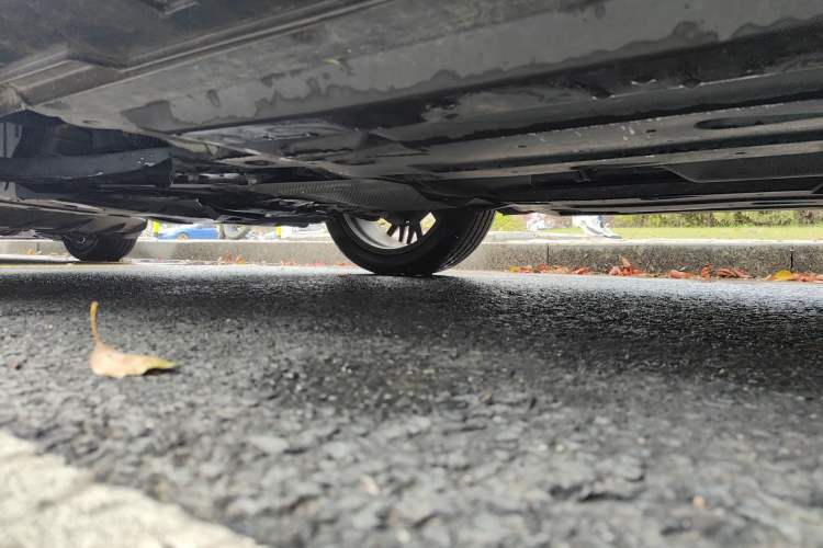 Used CHANGAN UNI-T 2023 Second-Generation 1.5T Prestige Model Chassis Front Left