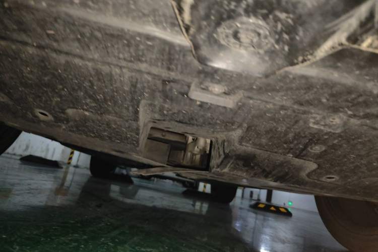 Used CHANGAN UNI-T 2023 Second-Generation 1.5T Prestige Model Chassis Front