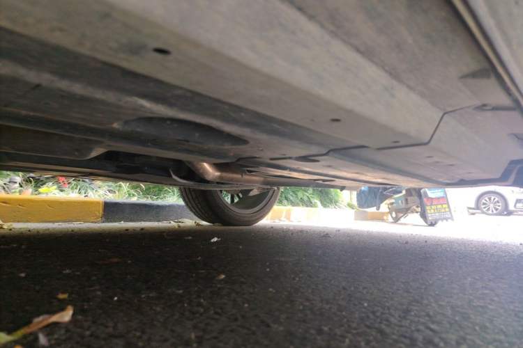 Used CHANGAN UNI-T 2023 Second-Generation 1.5T Prestige Model Chassis Rear Right