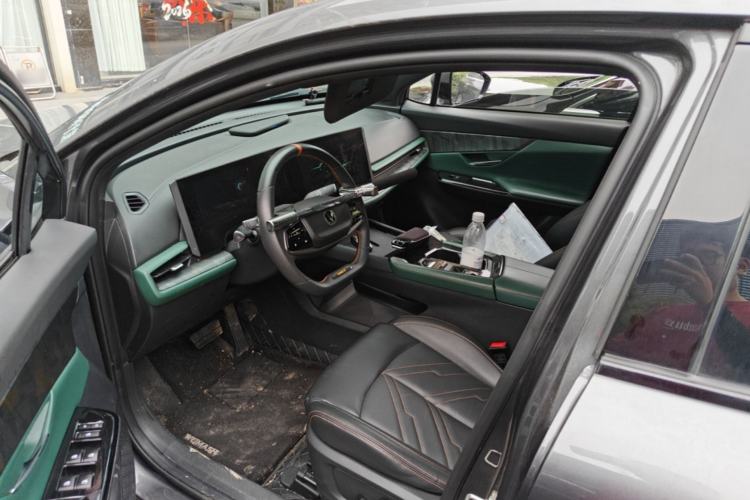 Used CHANGAN UNI-T 2023 2nd Generation 1.5T Sport Edition Prestige Version Driver Seat