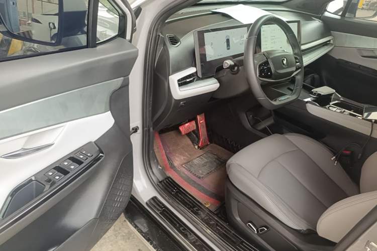 Used CHANGAN UNI-T 2023 Second-Generation 1.5T Prestige Model Driver Seat