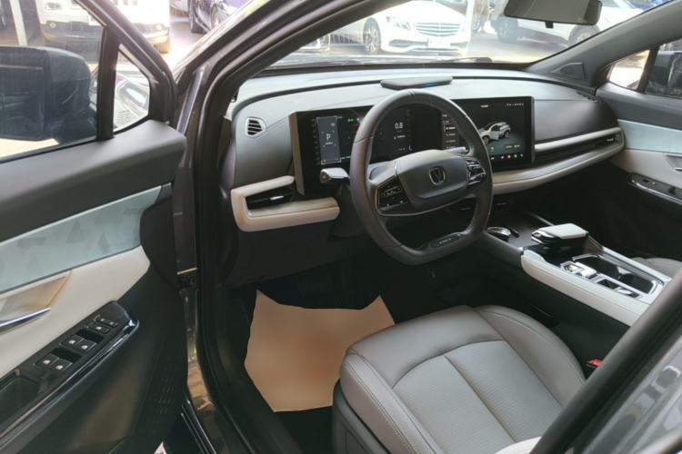 Used CHANGAN UNI-T 2023 Second-Generation 1.5T Prestige Model Driver Seat