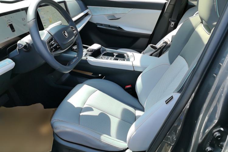 Used CHANGAN UNI-T 2023 Second-Generation 1.5T Prestige Model Driver Seat