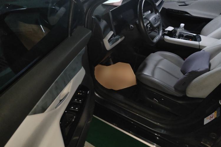 Used CHANGAN UNI-T 2023 Second-Generation 1.5T Prestige Model Driver Seat