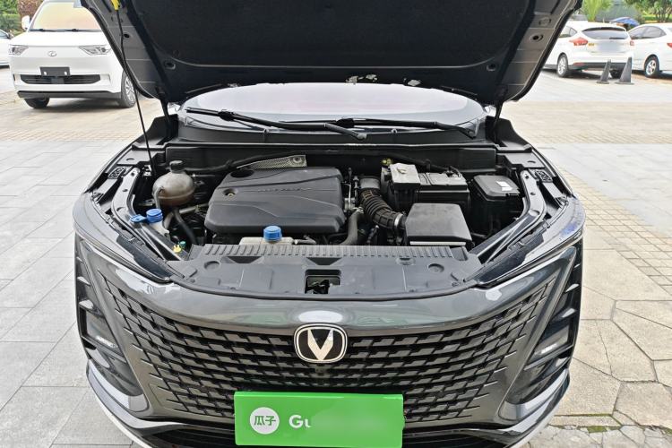 Used CHANGAN UNI-T 2023 Second-Generation 1.5T Prestige Model Engine Bay