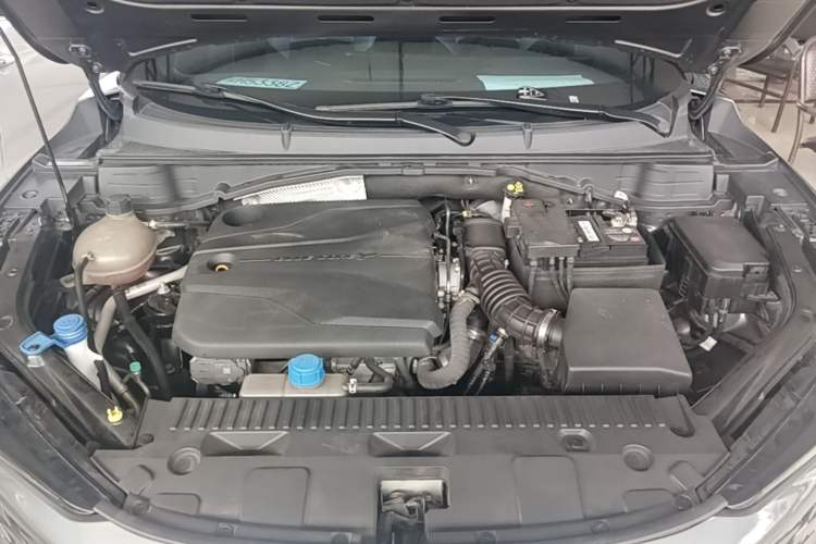 Used CHANGAN UNI-T 2023 2nd Generation 1.5T Sport Edition Flagship Version Engine Bay