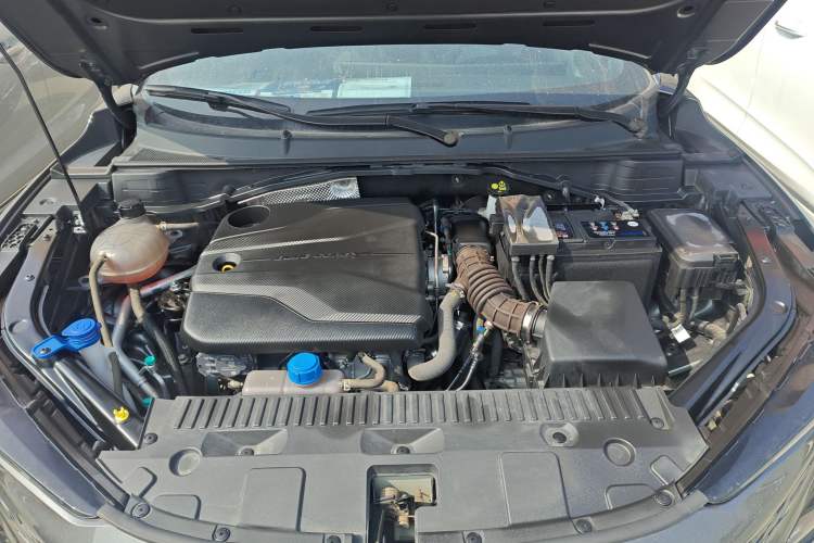 Used CHANGAN UNI-T 2023 2nd Generation 1.5T Flagship Version Engine Bay
