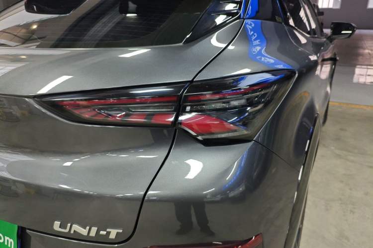 Used CHANGAN UNI-T 2023 Second-Generation 1.5T Prestige Model Exterior 1