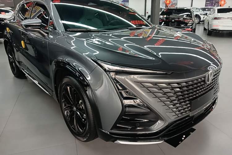 Used CHANGAN UNI-T 2023 2nd Generation 1.5T Luxury Version Exterior 1
