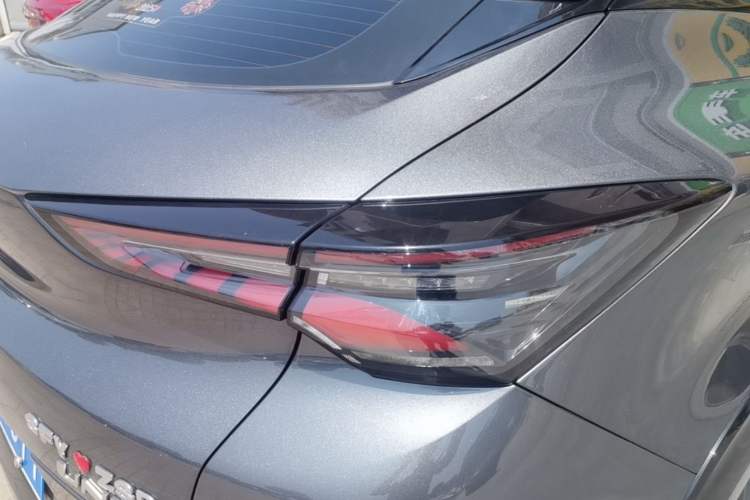 Used CHANGAN UNI-T 2023 Second-Generation 1.5T Prestige Model Exterior 1