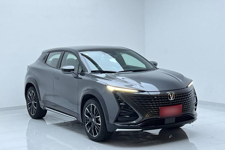 Used CHANGAN UNI-T 2023 Second-Generation 1.5T Prestige Model Exterior 2