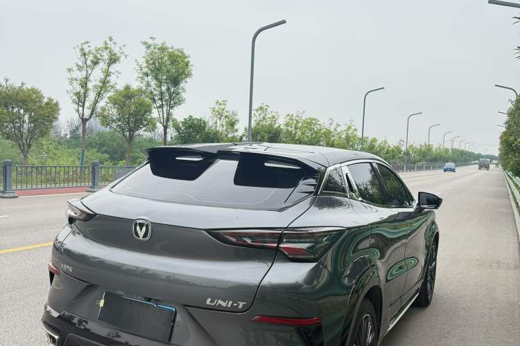 Used CHANGAN UNI-T 2023 Second-Generation 1.5T Prestige Model Exterior 4