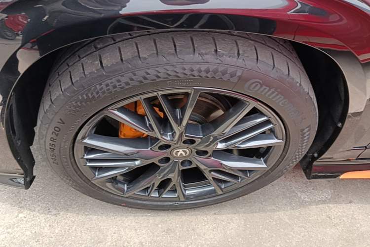 Used CHANGAN UNI-T 2023 2nd Generation 1.5T Sport Edition Prestige Version Exterior 4