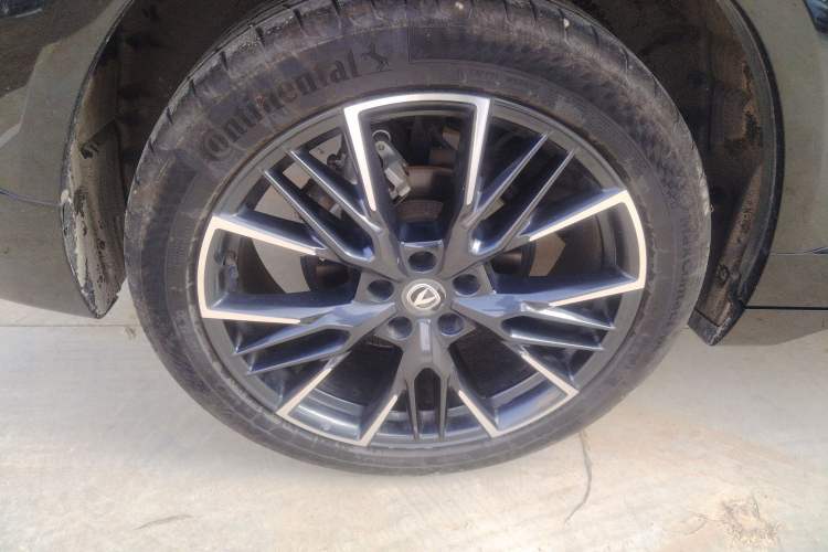 Used CHANGAN UNI-T 2023 Second-Generation 1.5T Prestige Model Exterior 5