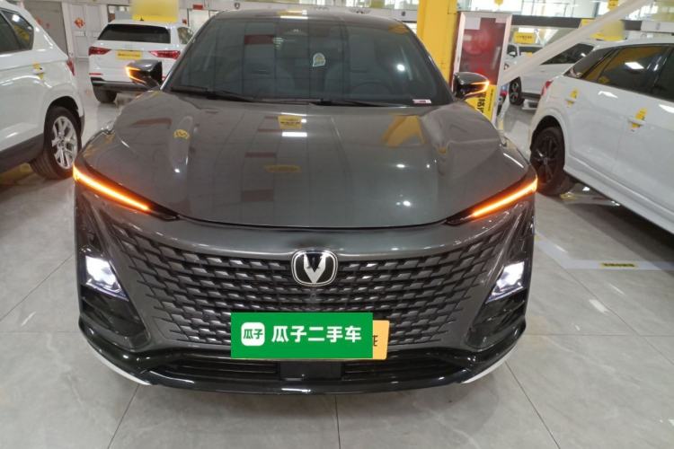 Used CHANGAN UNI-T 2023 Second-Generation 1.5T Prestige Model Front
