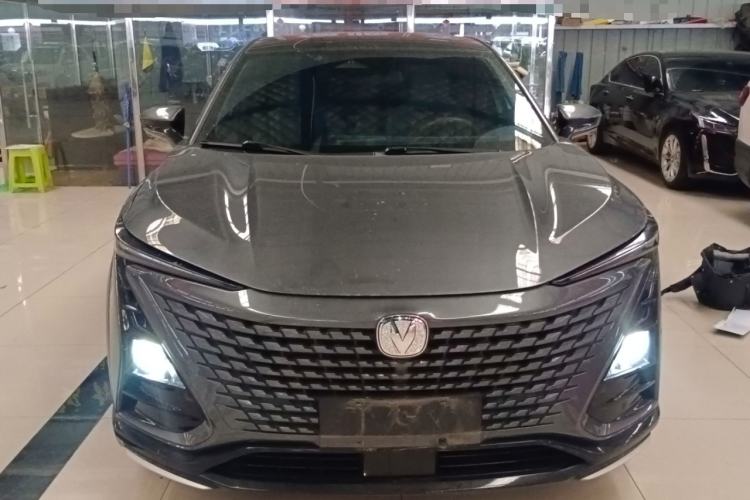 Used CHANGAN UNI-T 2023 Second-Generation 1.5T Prestige Model Front