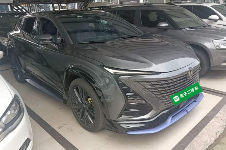 Used CHANGAN UNI-T 2023 2nd Generation 1.5T Sport Edition Flagship Version Front Right 45 Deg