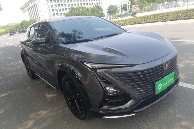Used CHANGAN UNI-T 2023 2nd Generation 1.5T Luxury Version Front Right 45 Deg