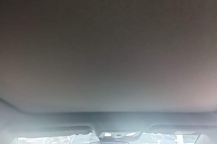 Used CHANGAN UNI-T 2023 2nd Generation 1.5T Sport Edition Flagship Version Headliner
