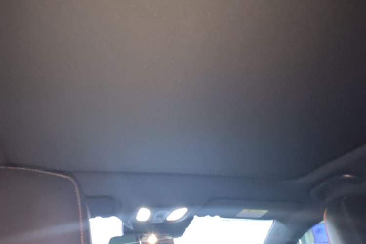 Used CHANGAN UNI-T 2023 2nd Generation 1.5T Sport Edition Flagship Version Headliner