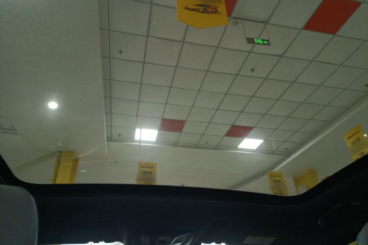 Used CHANGAN UNI-T 2023 Second-Generation 1.5T Prestige Model Headliner