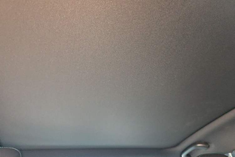 Used CHANGAN UNI-T 2023 Second-Generation 1.5T Prestige Model Headliner