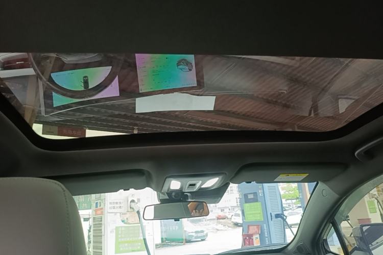 Used CHANGAN UNI-T 2023 Second-Generation 1.5T Prestige Model Headliner