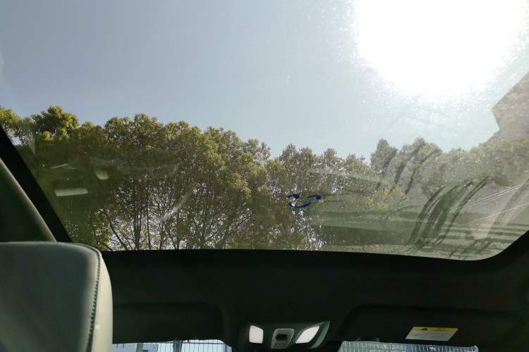 Used CHANGAN UNI-T 2023 Second-Generation 1.5T Prestige Model Headliner