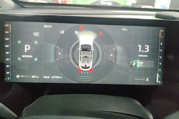 Used CHANGAN UNI-T 2023 Second-Generation 1.5T Prestige Model Instrument Cluster