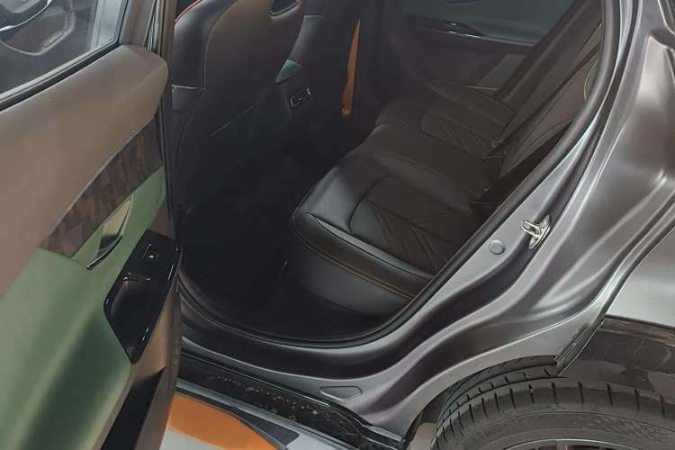 Used CHANGAN UNI-T 2023 2nd Generation 1.5T Sport Edition Prestige Version Interior 2