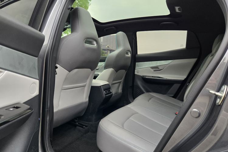 Used CHANGAN UNI-T 2023 Second-Generation 1.5T Prestige Model Interior 2